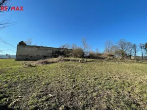 Prodej komerční nemovitosti, Vražné, 2764 m2