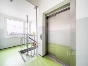 Prodej bytu 3+1, Praha - Chodov, Na sádce, 72 m2