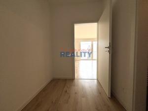 Pronájem bytu 1+kk, České Budějovice, Vrbenská, 39 m2