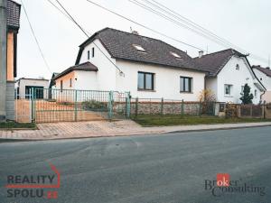Prodej rodinného domu, Litohlavy, 340 m2