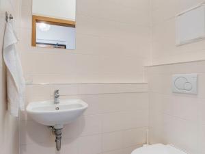 Prodej bytu 2+kk, Praha - Vokovice, K Červenému vrchu, 73 m2
