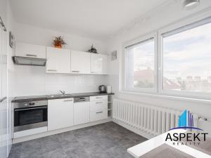 Pronájem bytu 4+1, Praha - Kamýk, Cholupická, 95 m2