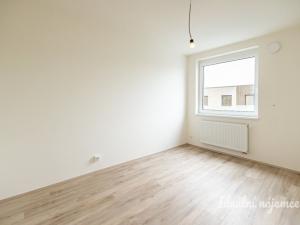 Pronájem bytu 2+kk, Praha - Prosek, Čakovická, 41 m2