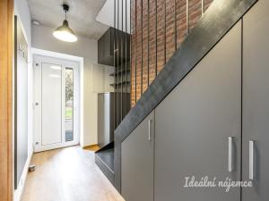 Pronájem bytu 3+kk, Praha - Kamýk, Zárubova, 68 m2