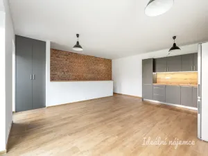 Pronájem bytu 3+kk, Praha - Kamýk, Zárubova, 68 m2