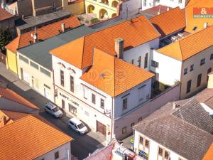 Prodej obchodního prostoru, Louny, Mírové náměstí, 895 m2
