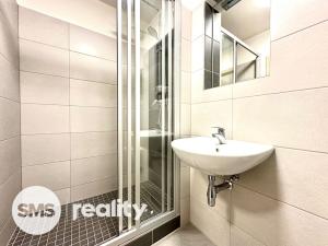 Pronájem bytu 1+1, Ostrava - Vítkovice, Obránců míru, 40 m2