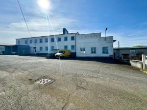 Pronájem skladu, Planá, Zámecká, 710 m2