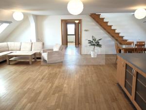 Pronájem bytu 5+kk, Klíčany, 237 m2