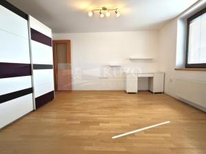 Pronájem bytu 5+kk, Klíčany, 237 m2