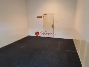 Pronájem kanceláře, Pardubice - Zelené Předměstí, Hlaváčova, 20 m2