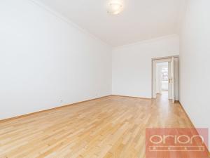 Pronájem bytu 4+kk, Praha - Nové Město, Na Moráni, 155 m2