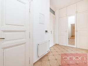 Pronájem bytu 4+kk, Praha - Nové Město, Na Moráni, 155 m2
