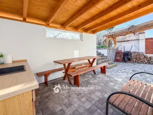 Prodej rodinného domu, Znojmo, Otokara Březiny, 215 m2