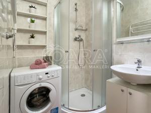 Pronájem bytu 1+1, Praha - Letňany, Třinecká, 39 m2