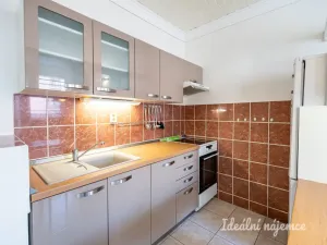 Pronájem bytu 2+kk, Praha - Troja, Hnězdenská, 42 m2