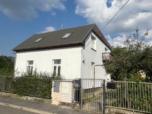 Prodej rodinného domu, Praha - Modřany, Amortova, 150 m2