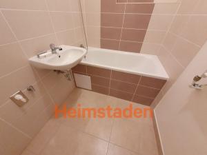Pronájem bytu 2+1, Ostrava - Poruba, Porubská, 57 m2