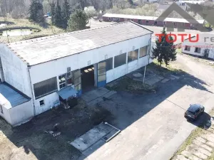Pronájem výrobních prostor, Černožice, K čáslavkám, 3000 m2