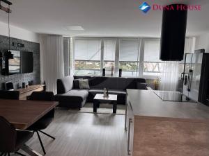 Prodej bytu 4+kk, Praha - Černý Most, Šromova, 87 m2