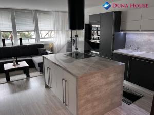 Prodej bytu 4+kk, Praha - Černý Most, Šromova, 87 m2