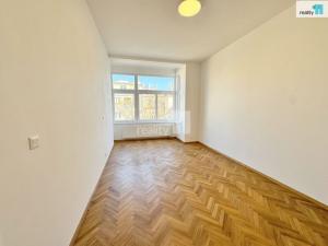 Pronájem bytu 3+kk, Praha - Karlín, Křižíkova, 82 m2