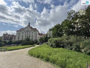 Pronájem bytu 3+kk, Praha - Karlín, Křižíkova, 82 m2