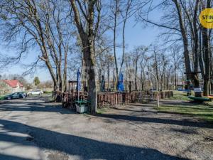 Prodej komerční nemovitosti, Trojanovice, 850 m2