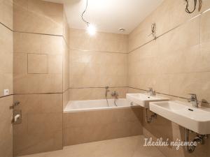Pronájem bytu 3+kk, Praha - Třebonice, Do zahrádek I, 69 m2