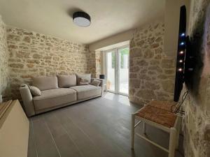 Prodej rodinného domu, Poniklá, 64 m2