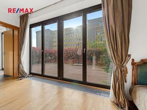 Prodej bytu 3+kk, Praha - Žižkov, Pitterova, 93 m2