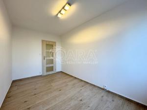Pronájem bytu 2+kk, Praha - Horní Měcholupy, Veronské nám., 52 m2