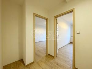 Pronájem bytu 2+kk, Praha - Horní Měcholupy, Veronské nám., 52 m2