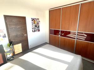 Prodej bytu 3+kk, Praha - Zličín, Hevlínská, 153 m2