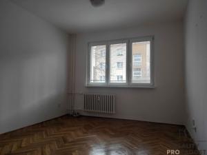 Pronájem bytu 2+1, Zlín - Malenovice, Chelčického, 57 m2
