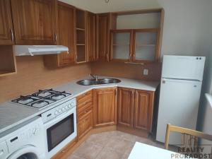 Pronájem bytu 2+1, Zlín - Malenovice, Chelčického, 57 m2