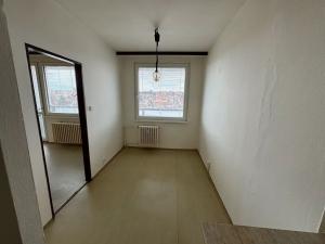 Prodej bytu 3+1, Praha - Záběhlice, Zvolenská, 70 m2