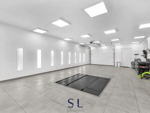 Pronájem obchodního prostoru, Nový Bor, Česká, 174 m2