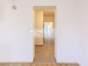 Prodej bytu 3+kk, Líšťany - Hunčice, Hunčice, 73 m2