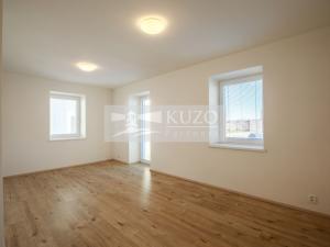 Prodej bytu 3+kk, Líšťany - Hunčice, Hunčice, 73 m2