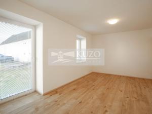 Prodej bytu 3+kk, Líšťany - Hunčice, Hunčice, 73 m2