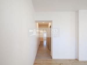Prodej bytu 3+kk, Líšťany - Hunčice, Hunčice, 73 m2