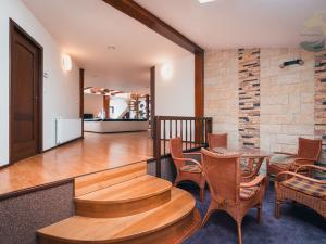 Prodej obchodního prostoru, Sušice, náměstí Svobody, 628 m2