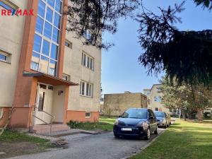 Prodej bytu 3+1, Říčany - Radošovice, Šrámkova, 68 m2