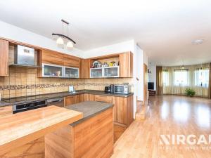 Prodej rodinného domu, Zdiby, U Louže, 200 m2