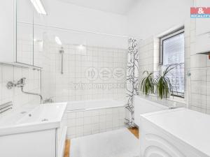Pronájem bytu 3+1, Praha - Klánovice, Slavětínská, 116 m2