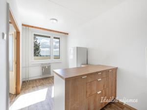Pronájem bytu 3+1, Praha - Prosek, Litvínovská, 67 m2