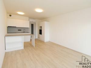 Pronájem bytu 1+kk, Praha - Háje, Výstavní, 37 m2