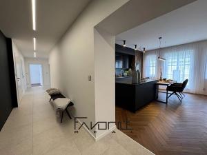 Prodej bytu 6+kk a větší, Ostrava, Na Hradbách, 179 m2