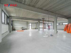 Pronájem obchodního prostoru, Slaný, 1748 m2
